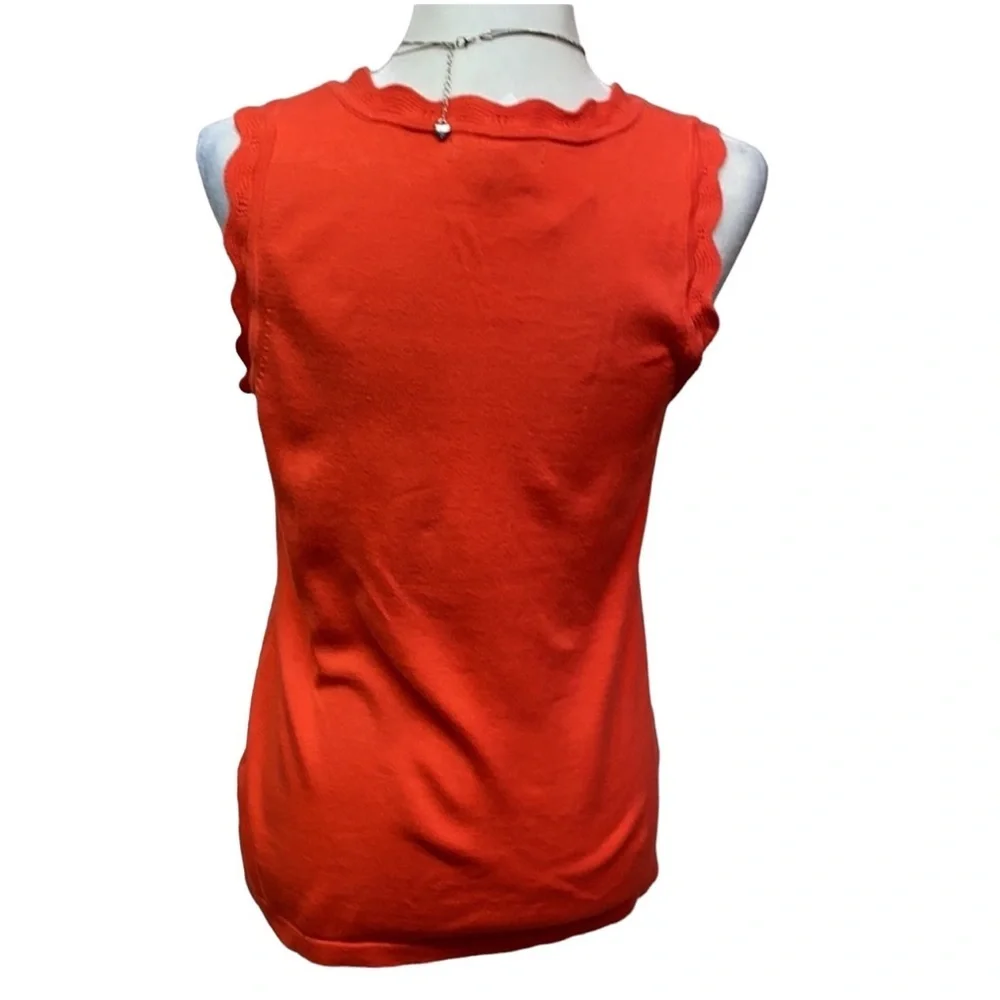 Banana Republic Sleeveless Knit Scalloped Trim - Picture 5 of 8